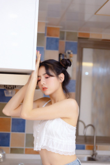 体育课被班长带到没人的地方